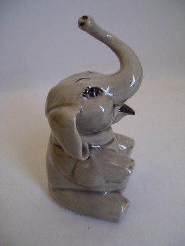 Ceramic Arts Studio Elephant Solo Pepper Shaker Solo Single Shaker Listing - Picture 2 of 9