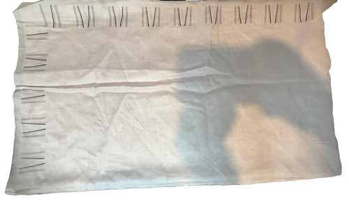 Bufanda Givenchy Vintage 100% Seda Geométrica Multicolor Japón 44 pulgadas de largo *Defectos* - Imagen 3 de 9