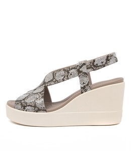 crocs brooklyn high wedge