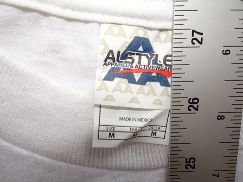 The Vinyll Band Hebrews 13:5 T-Shirt Medium weiß gebraucht, in einwandfreiem Zustand - Bild 6 von 8