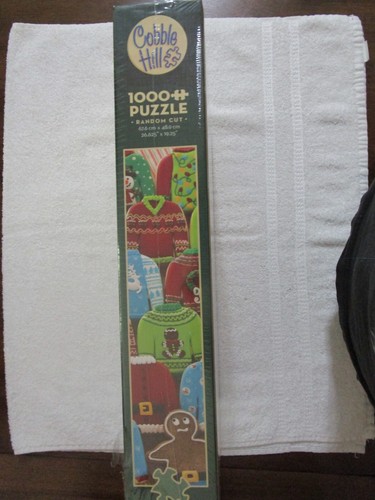 Maglioni Brutto Natale (Natale) Puzzle 1000 Pezzi (Cobble Hill) - Foto 3 di 6