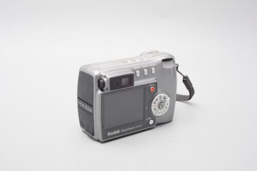 Kodak EasyShare DX7440 CCD Compact Digital Camera, Silver - Picture 9 of 12