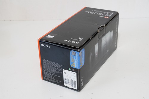 Sony FE 70-200mm f/2.8 GM OSS II Lens NEW IN BOX - Mirrorless Digital Camera USA - Picture 2 of 2