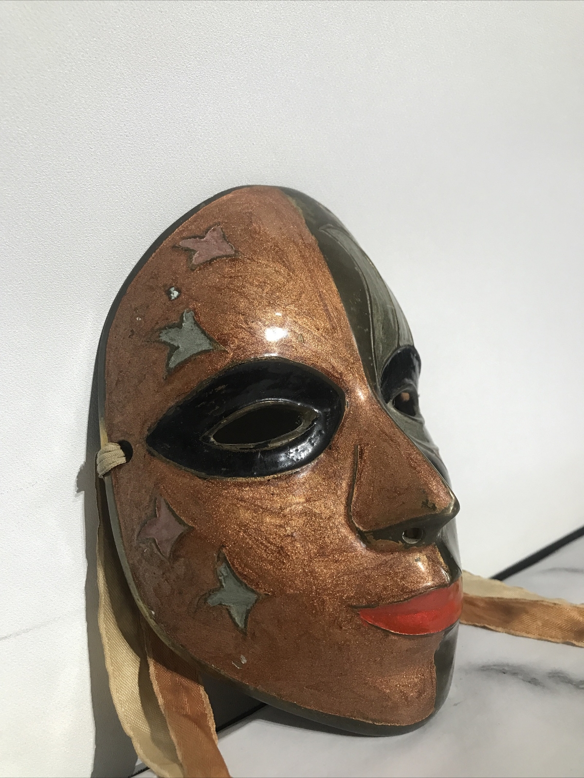 Picture 2 of 12