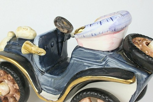 Raro Flambro Novedad Inglés Porcelana Roadster Motor Coche Pintado a Mano 8" Largo - Imagen 9 de 12