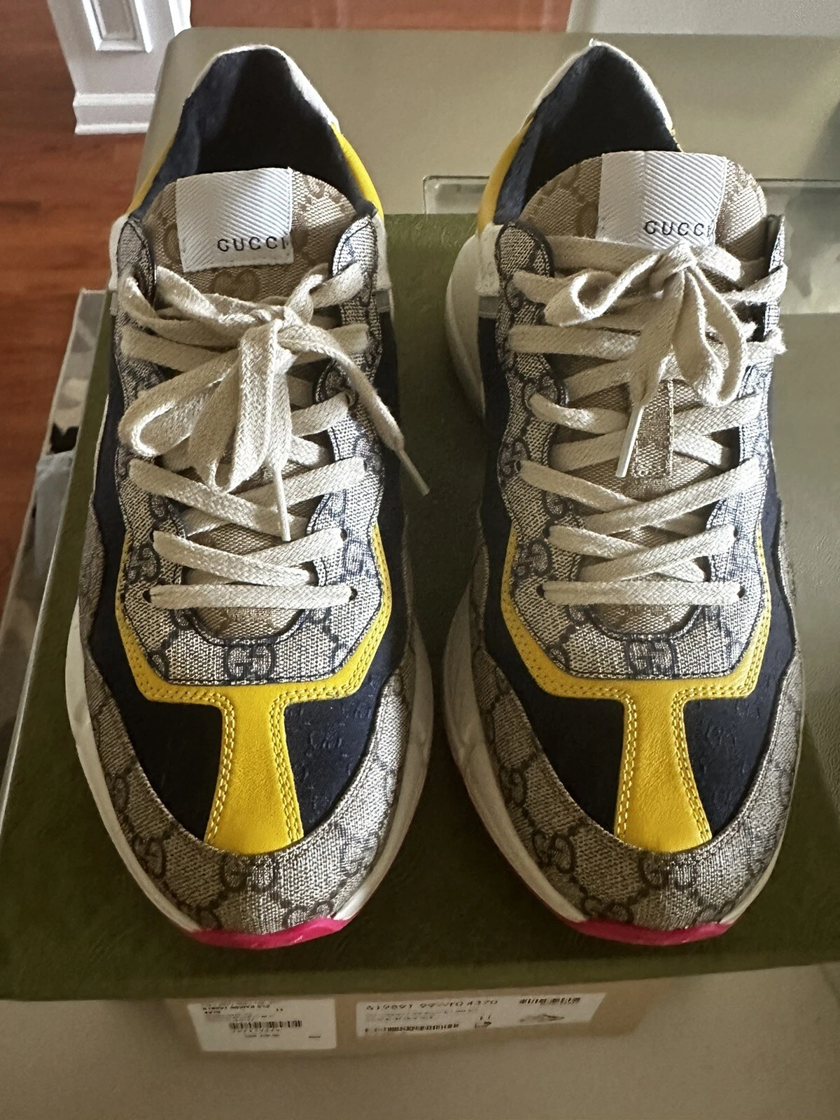 Men’s Gucci Rython GG supreme sneakers size 11 / 11+made in Italy Pristine