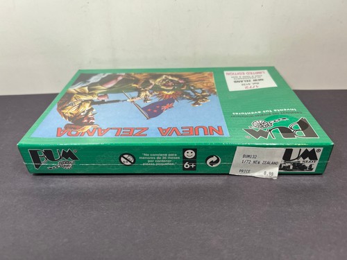 BUM Barcelona Universal New Zeland 0132 1:72 Scale Figure Model Kit SEALED - Bild 3 von 6