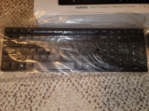 Dell Silent Compact Keyboard & Mouse KM555 CN-005V5M-LO300 - Picture 2 of 4