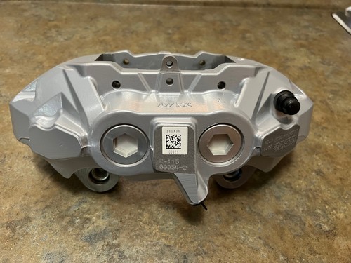 Mercedes AMG Brake Calipers 205 213 238 253 257 - Picture 10 of 11