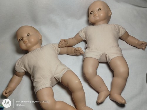 LOT OF 5 AMERICAN GIRL DOLL PLEASANT COMPANY BITTY BABY DOLLS & CLOTHES - Picture 12 of 16