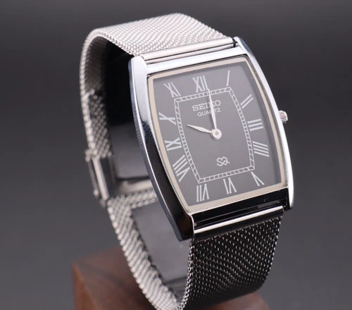 Vintage Seiko Slim Quartz Gentlemen's Wrist Watch - FREE SHIPPING