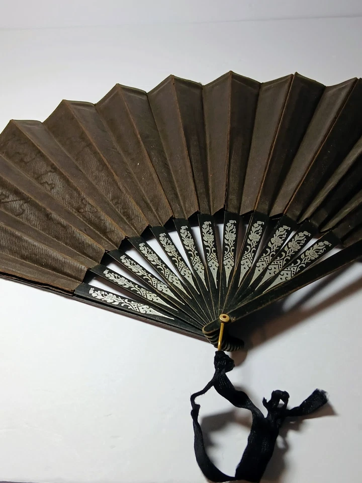 Antiguo ventilador de luto victoriano grande marrón negro 12 pulgadas por 20 pulgadas Foto 2 de 4