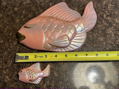 Vintage Miller Studio Chalkware Hanging Fish Wall Decor 2 Pcs Pink READ Bathroom - Picture 20 of 20