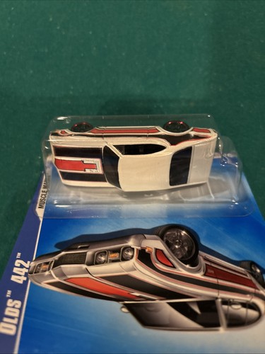 2009 Hot Wheels #82 Muscle Mania 6/10 Olds 442 White Variation Red/black Pr5 - Picture 5 of 9