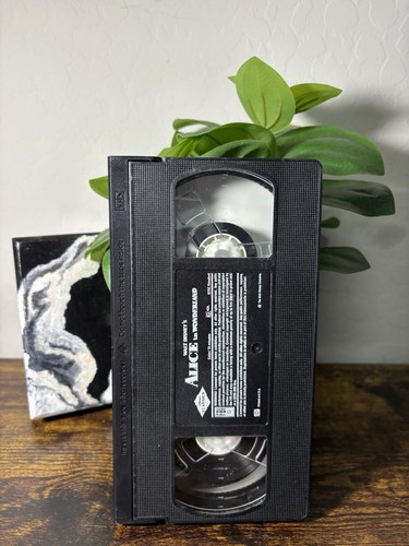 1997 Alice In Wonderland / VHS / Rare / Vintage / Classic / Lewis Carroll / Wow! - Picture 3 of 3