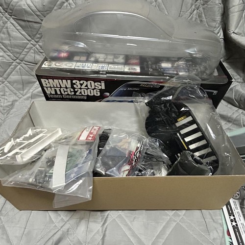 Tamiya Bmw 320Si Wtcc Tt-01 Rc Car Kit With Leds 1/10 Scale Electric Touring - Picture 3 of 10