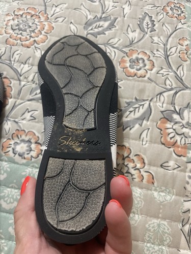Skechers Women's Cleo Sherlock Black/White Slip On Flats Size 6 - Picture 9 of 17