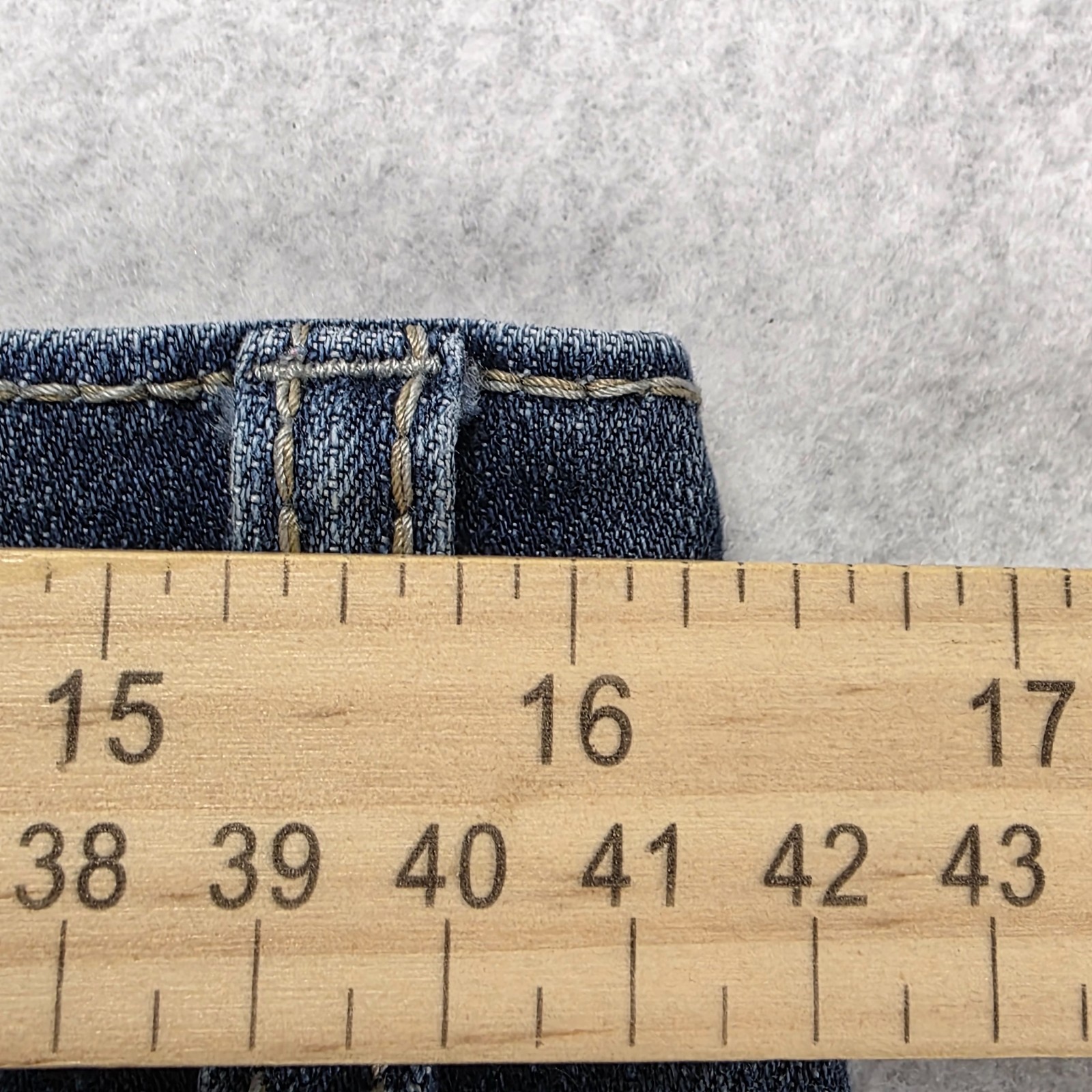 Picture 11 of 16