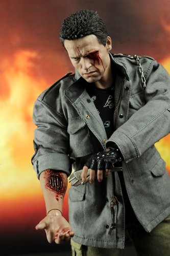 Figura de acción pintada a escala 1/6 Terminator obra maestra de la película T-800 Hot Toys - Imagen 6 de 8