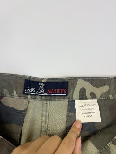 Pantalón cargo camuflaje Leeds Adventure W36 L32 - Imagen 2 de 3