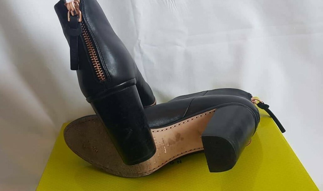 Ted Baker Ladies Ladies Ladies Lorca 3 Black Leather Ankle Block High Heel Boots Size 7 Boxed 2bca0e Ted Baker Ladies Ladies Ladies Lorca 3 Black Leather Ankle Block High Heel Boots Size 7 Boxed 2bca0e
