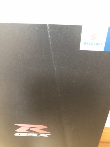 SUZUKI 2009 GSX-R 1000 English Sales Brochure Pamphlet Caralog Rare 20 pages - Picture 3 of 8