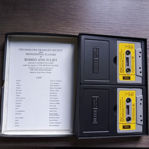 William Shakespeare ROMEO And Juliet - 2Audio-Kassetten-Box - Imagen 3 de 3