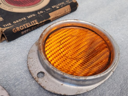 NOS LOT OF 3 VINTAGE GROTELITE AMBER REFLEX REFLECTOR USA MADE truck trailer 100 - Picture 8 of 13
