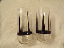 Set of 2 Mid Century Clear Glass with Black Pyramid Design Drinking Gasses Tall