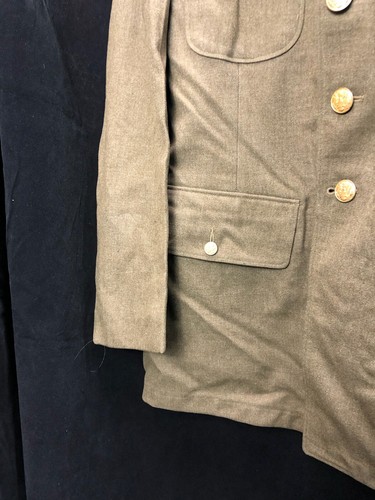 Original WW2 US Army Class A Dress Jacket - Private Ryan Prop - 39" Long - Picture 5 of 16
