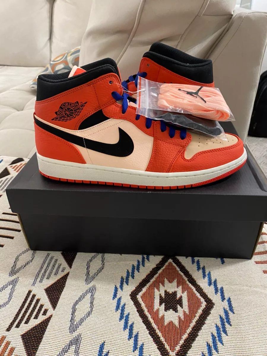 New Men s Nike Air Jordan 1 Mid SE Team Orange Black Size 12 852542 800