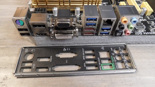 ASUS A88X-PRO Motherboard With A8-6600K and 16 Gb Ram FM2+ With Backplate - Picture 7 of 16