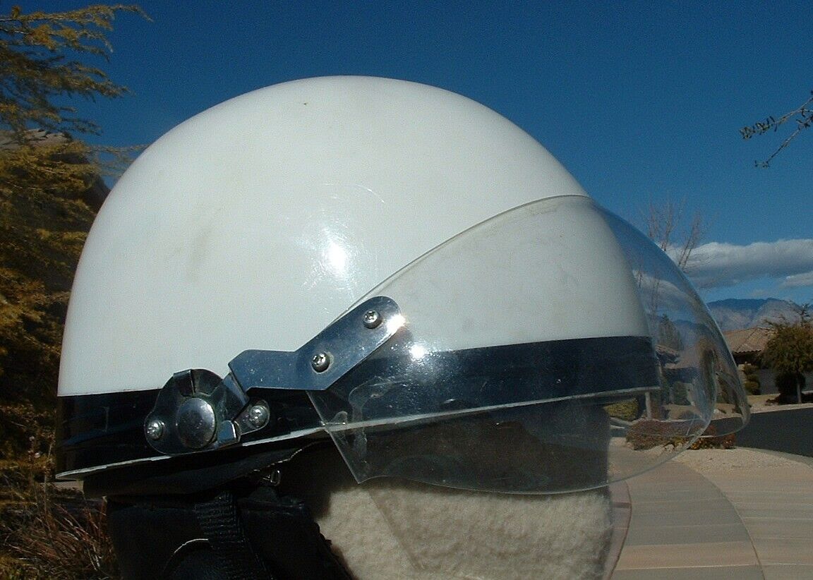 Foto 6 di 11