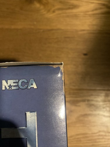 Neca Ultimate T-800 Terminator 2 Judgement Day Action Figure - Picture 5 of 9