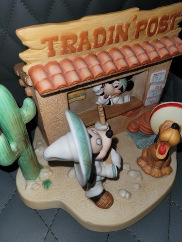 Vintage Schmid Mickey Trading Post bewegliche Spieluhr sehr selten Pluto Minnie funktioniert - Bild 12 von 16