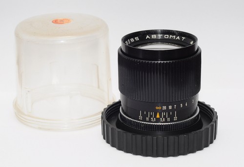 JUPITER-9 85mm f/2 Automat BLACK Soviet USSR Lens Carl Zeiss Sonnar w Case - Picture 1 of 19