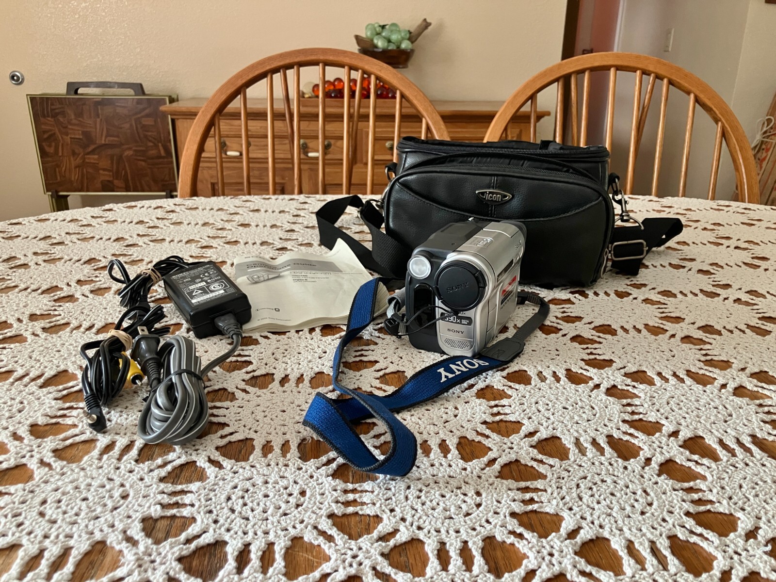 Picture 1 of 18