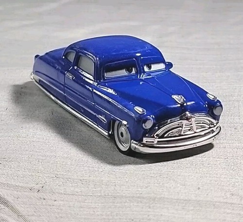 Disney Pixar Cars - DOC HUDSON - 1:55 Scale Diecast - Picture 2 of 7