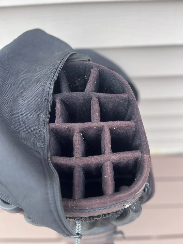 Bolsa de golf Datrek Brighton marrón de 14 vías de segunda mano con cubierta y correa Foto 2 de 4