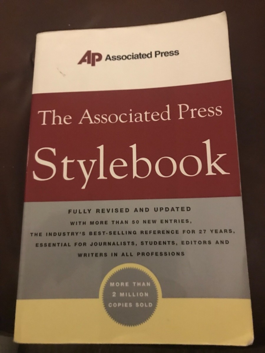 The Associated Press Stylebook 2004 洋書 The Associated Press Stylebook by Associated Press Staff and