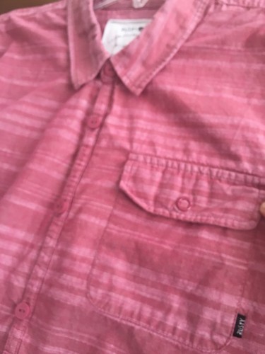 Rusty brand Men's button down shirt, size Medium - Picture 4 of 8