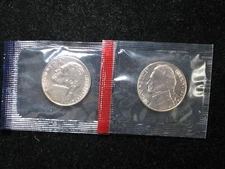 1997 P & D BRILLIANT UNCIRCULATED * JEFFERSON NICKELS * ORIGINAL MINT CELLO