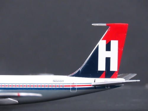1:400 Aero Classics AC19194 Die-Cast HeavyLift Cargo Boeing 707-320F Airliner - Picture 4 of 4