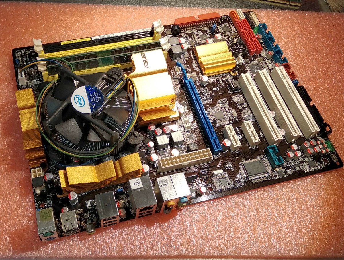 ASUS - ASUS P5Q-E Core2 Duo E8500 メモリ8GB セット ASUS - ASUS P5Q-E Core2 Duo E8500 メモリ8GB セット 2025年