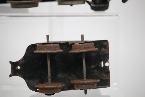 Ives #2 & #5 Cast Iron 2-2-0 Wind-Up Locomotives w/ Tender & 2 Cars Lot (1911) - Picture 23 of 24