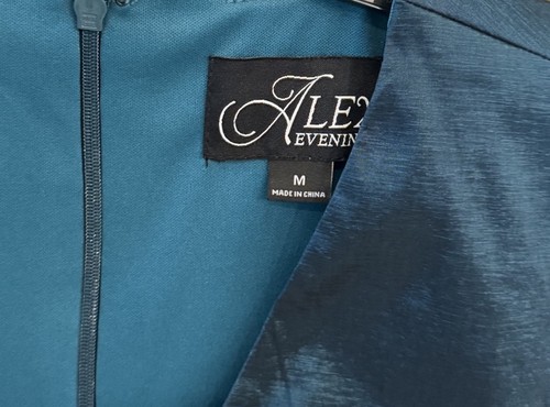 Alex Evenings Womens Medium Tafetta Teal Top Blouse Stretch Brooch V Neck 3/4 - Picture 8 of 12