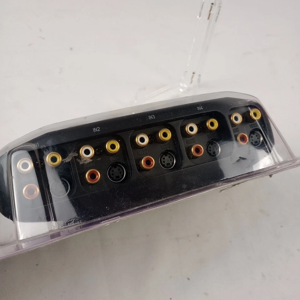 New RCA 4 Way AV Video Source Selector Switcher w/ S-Video DVD Gaming TV VH911 - Image 4 of 4