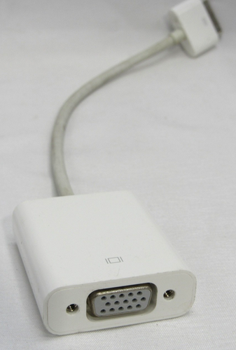 Apple iPad Dock Connector to VGA Display Adapter Model A1368 - 第 2/5 張圖片