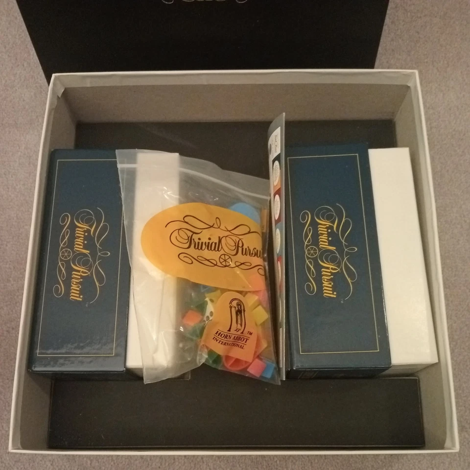 Trivial Pursuit Master Game Genus Edition 1987 Revised & Updated Complete - Image 3 of 4