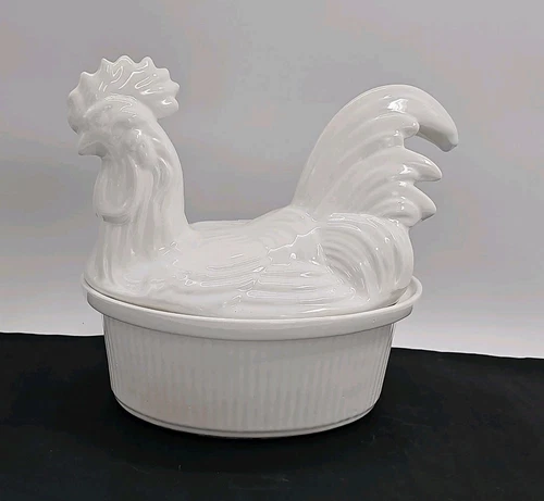 Vintage White Rooster Oval Covered Casserole Bowl Dish